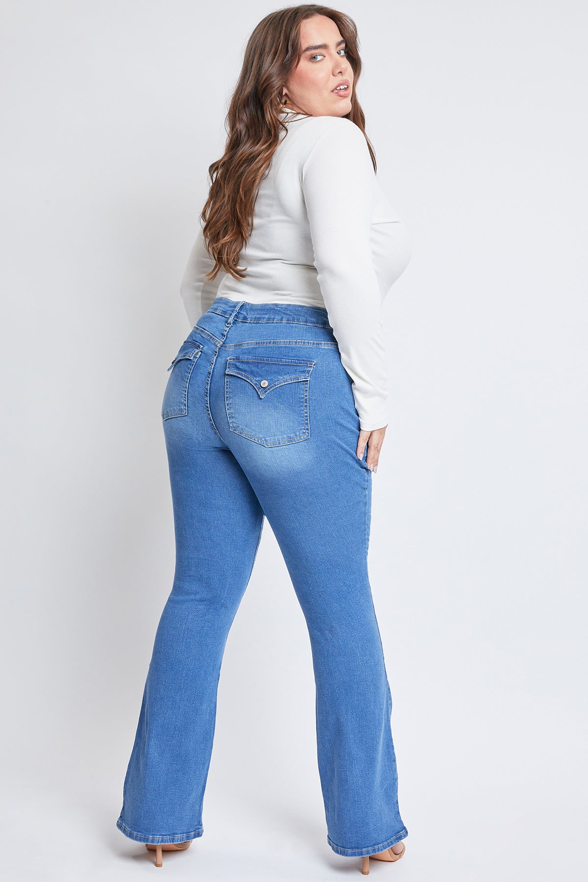 YMI Jeans Women´s Plus Size Sustainable Mid Rise Boot Cut Jeans